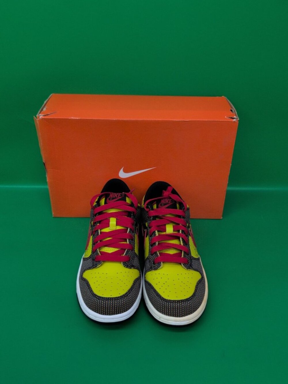 Nike Dunk Low Premium Women's Shoes US 8 Black & Sport Red Bright 313600-061 - Picture 4 of 15